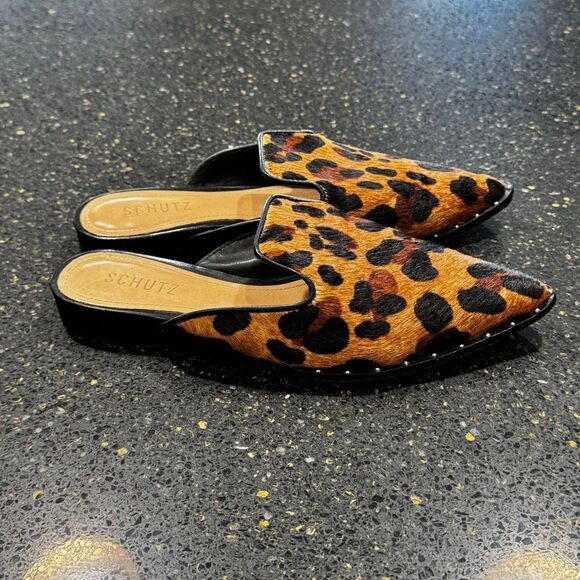 Schultz Leopard Studded Slides. Size 7.5B. - Picture 5 of 9